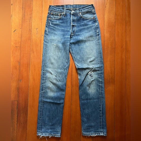 Vintage Levi's 501 Blue Jeans - Picture 2 of 16